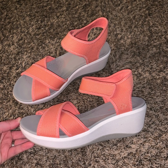 Clarks | Shoes | Cloudsteppers By Clarks Wedge Sport Sandals Size 8 |  Poshmark